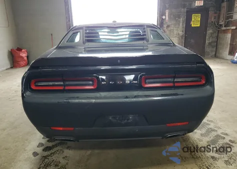 2018 Dodge Challenger Sxt from USA, damaged, VIN 2C3CDZAG7JH237488